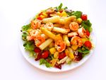 Lauwwarme aspergesalade met garnalen